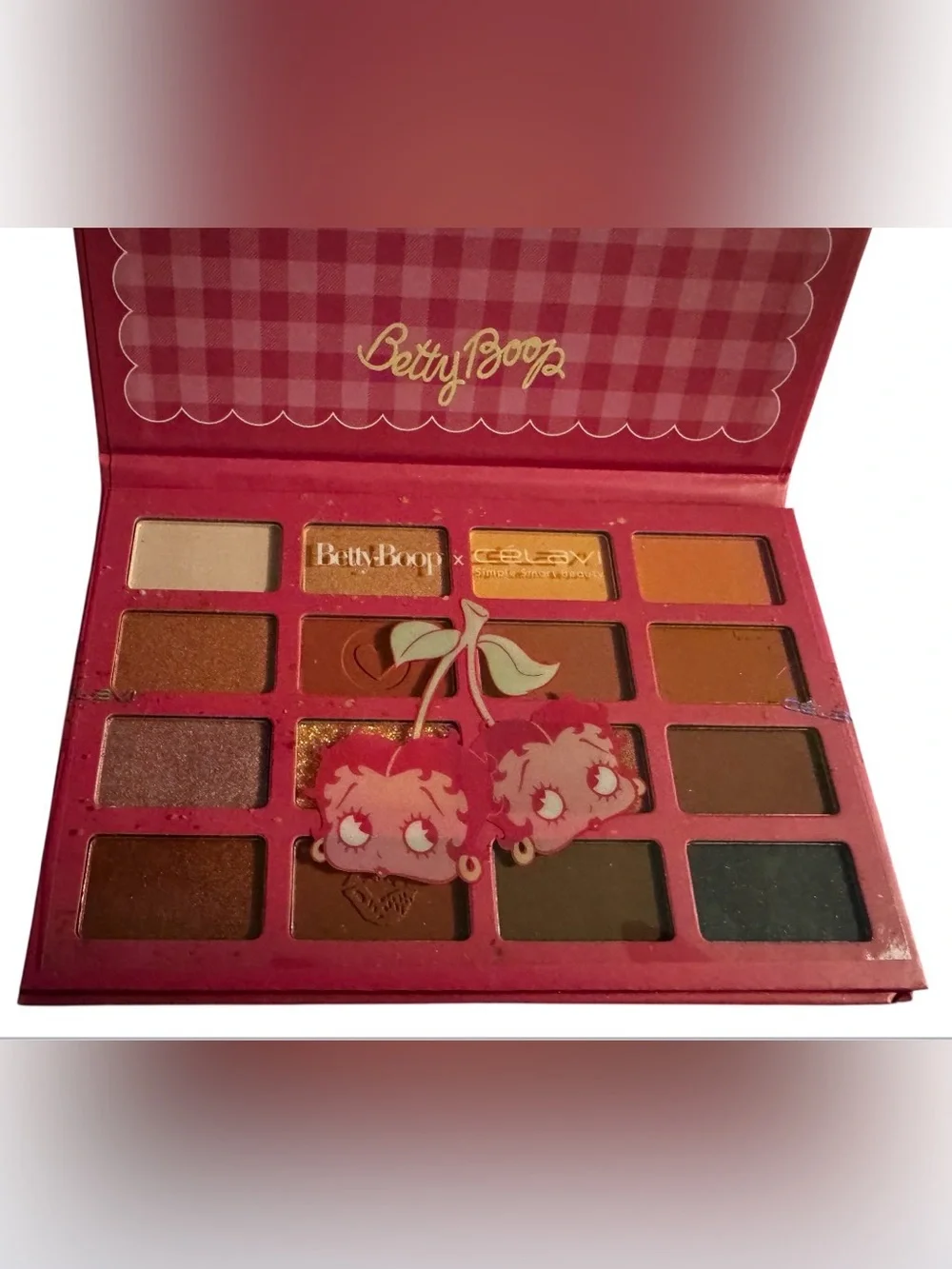 New Betty Boop limited series ace makeup palette eyeshadow matte shimmer